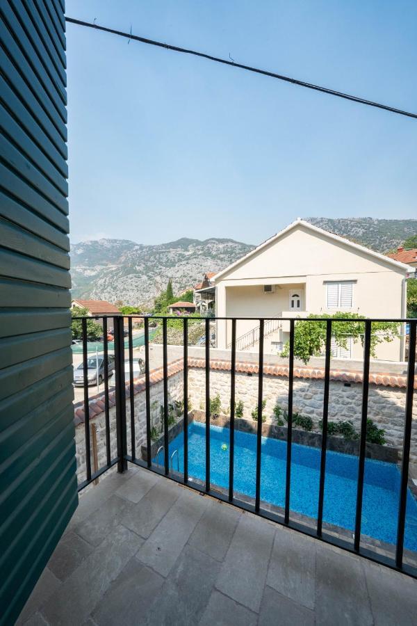 Apartments Gabela Risan Exterior photo