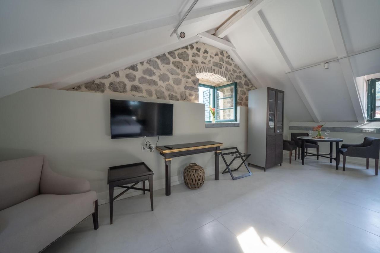 Apartments Gabela Risan Exterior photo